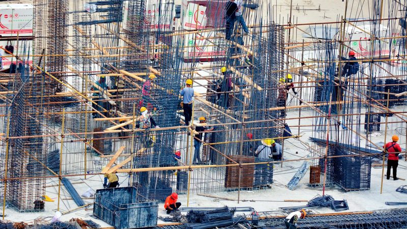 软弱地基基础施工处理方案：关键要点与实操解析