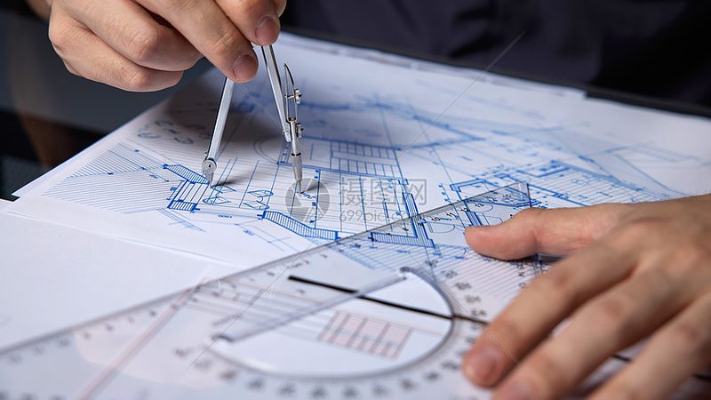 小型建筑施工总承包的要点解析